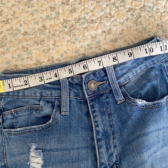 Fashion Nova • Mid-Wash High Rise Distressed Jeans💙 - Picture 11 of 11